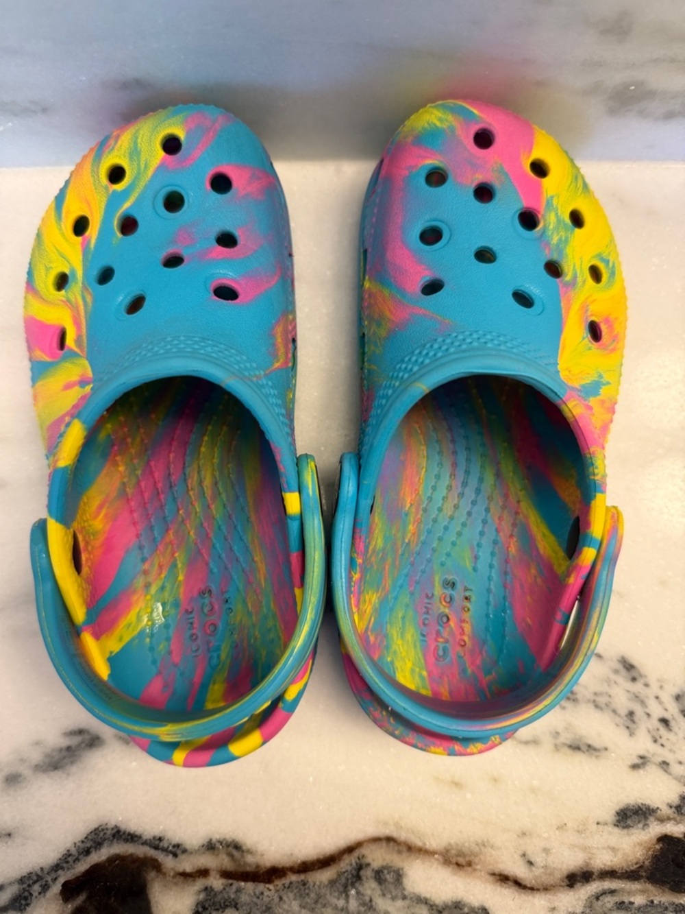 Kids' Color Splash Clog - Blue, Yellow & Pink - Picture 5 of 6